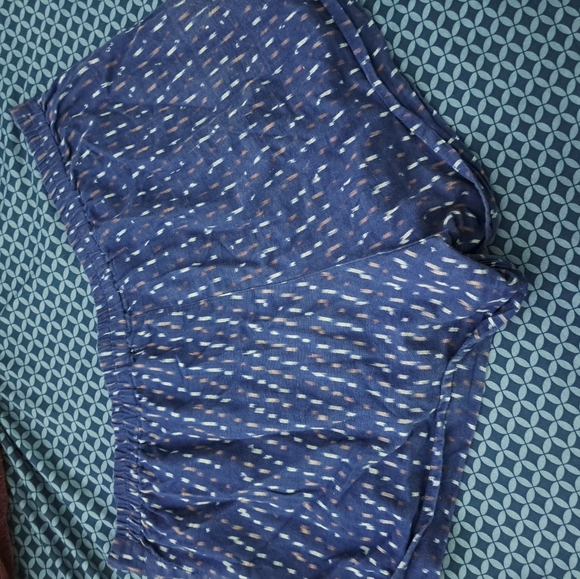 XL Passion Lilie Ikat Shorts Blue and Red Fair Trade - Picture 6 of 8